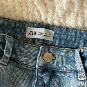 High rise mom jeans ZARA size 6